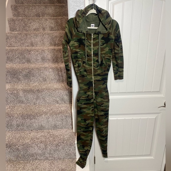 NSF camo sweatsuit jumpsuit - Picture 4 of 11